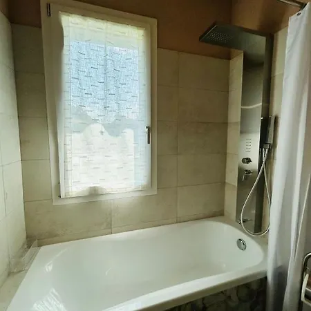 Appartement Kibilu - Via Galvani Con Parcheggio E Giardino Privato Ispra