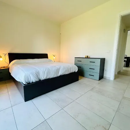 Kibilu - Via Galvani Con Parcheggio E Giardino Privato Appartement